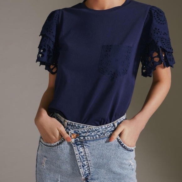NWT Chicos tiered embroidered sleeve tee navy size 2 - Picture 3 of 7
